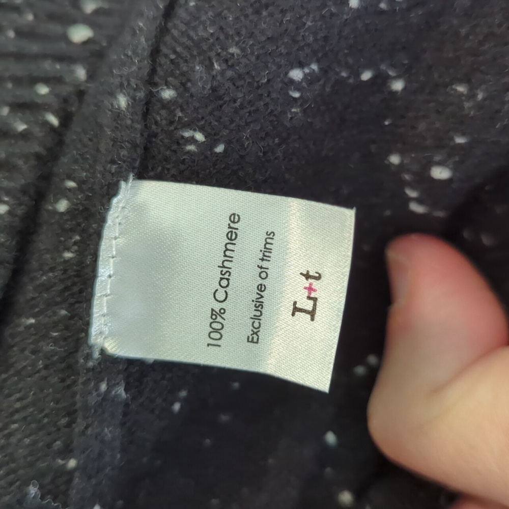 LABEL+thread Cashmere Colorblock Sweater - Picture 4 of 9